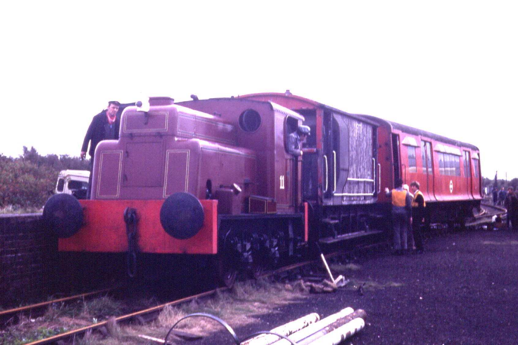 9366L.jpg (158360 bytes)