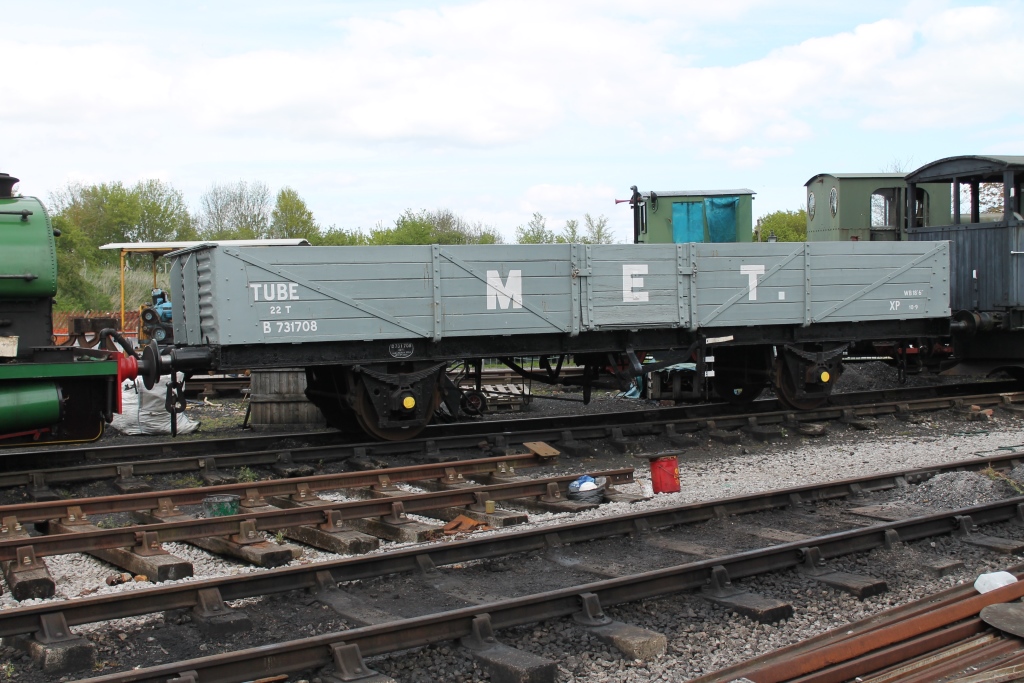 Tube Wagon in Down Yard in MET grey livery - May 2015