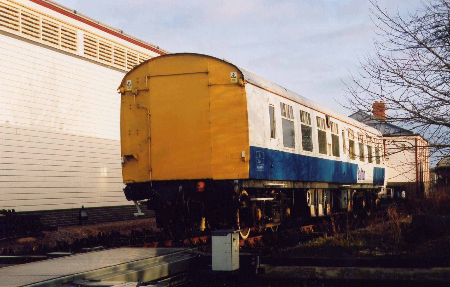 Balfour Beatty Mess Coach alongside Rewley Road