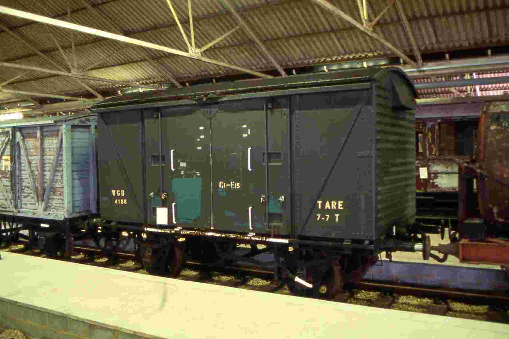 BR Box Van B784284