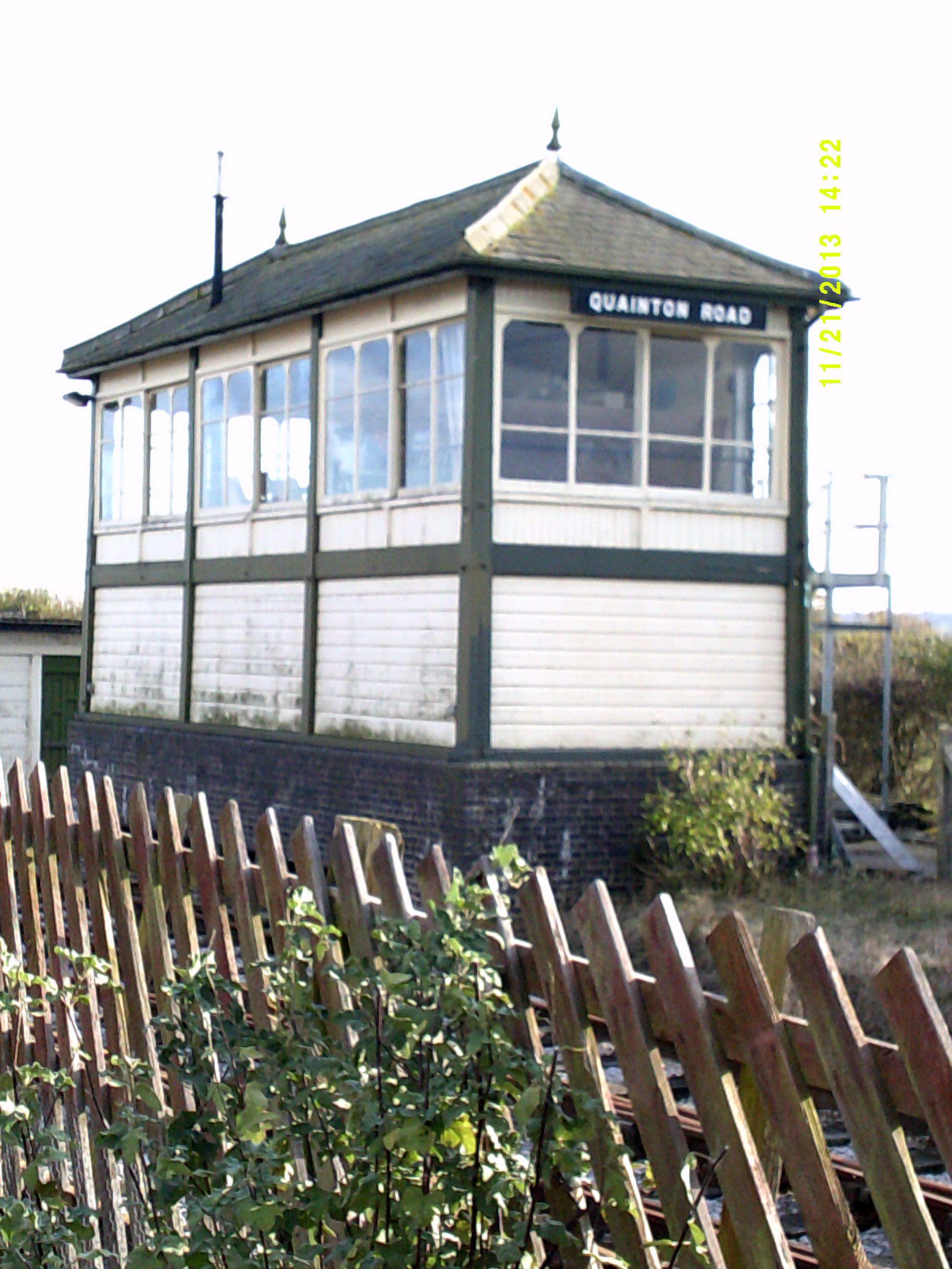 Harlington01.jpg  (457,327 bytes)