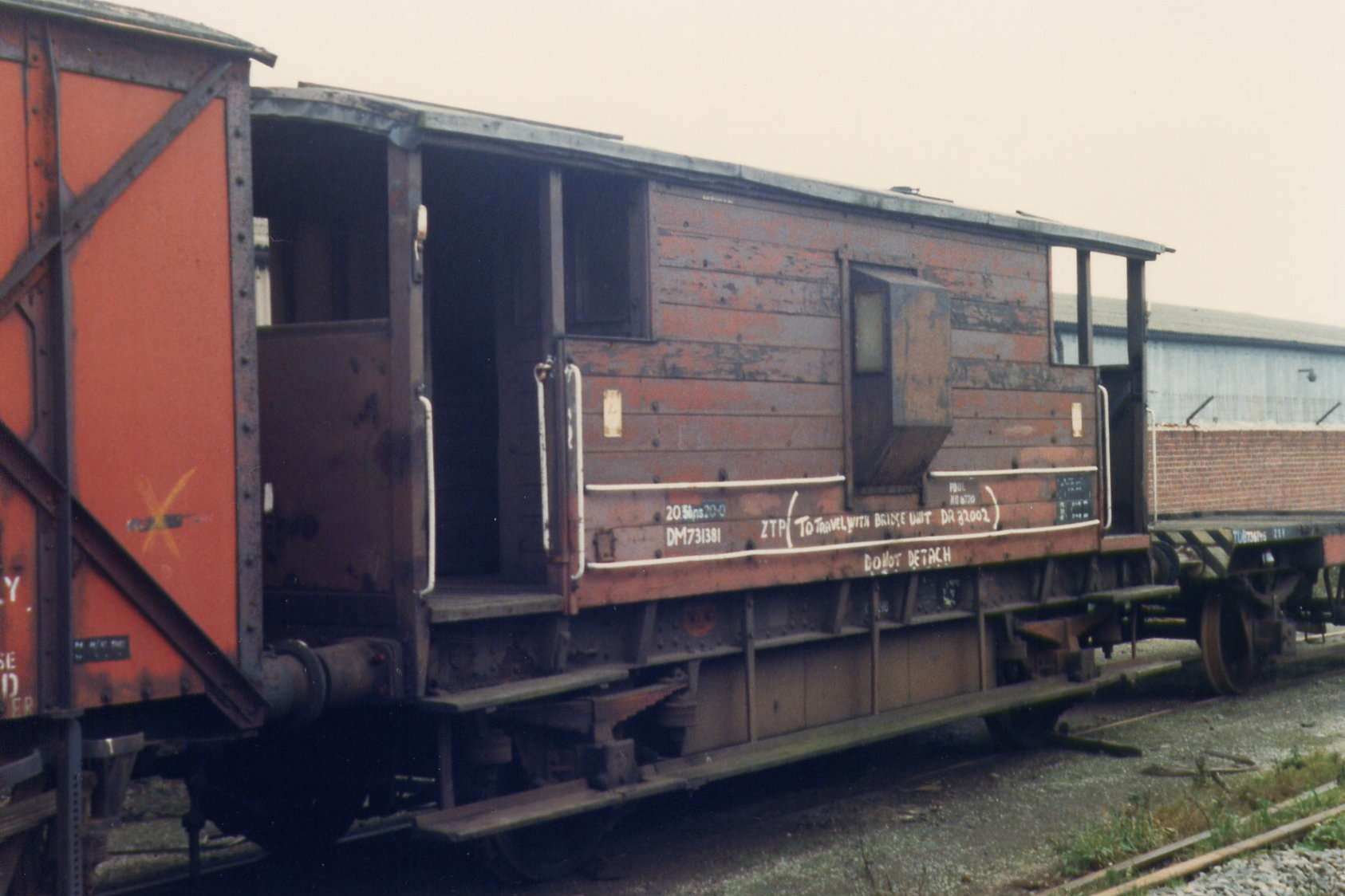 731381 at scrapyard awaiting movement to Quainton