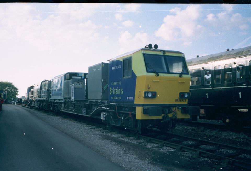 Multi Purpose Vehicle DR 98923 and DR 98973 in Quainton's Up Yard