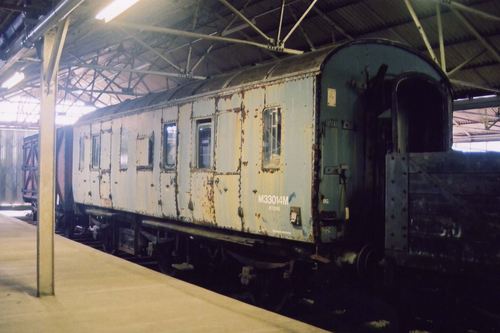 LMS Passenger Brake Van No. 33014 LMS Passenger Brake Van No. 33014