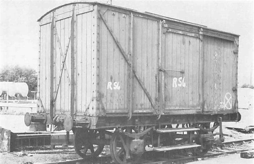 qn_39_02.jpg (76,364 bytes)