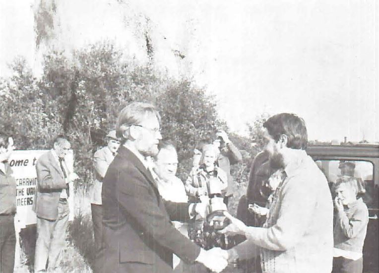 qn_39_22.jpg (64,115 bytes)