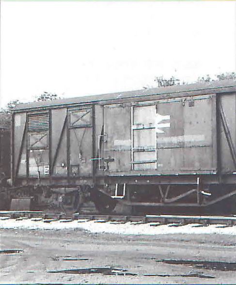 qn_72_02.jpg (49,272 bytes)