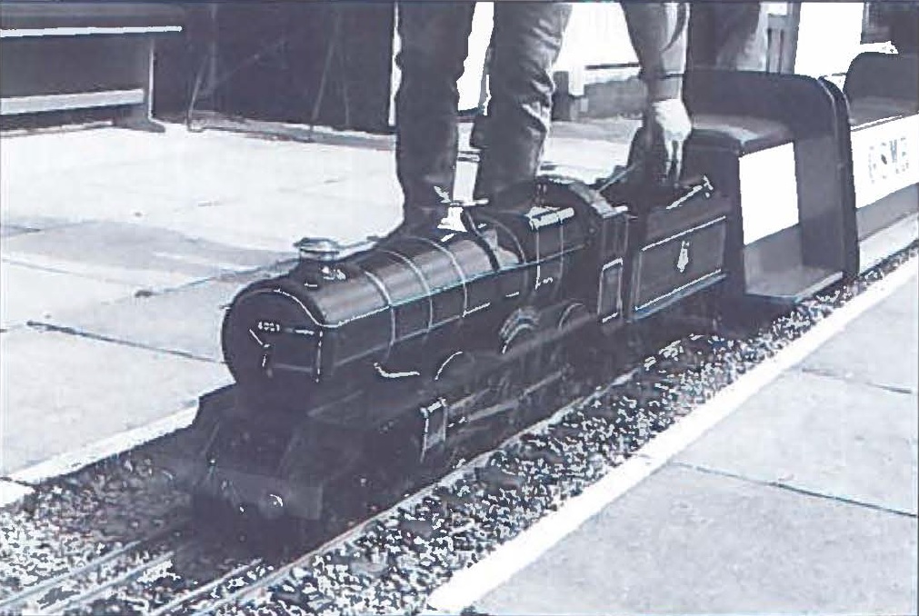 Ian Allen's superb 4-6-0 King Charles 2nd No. 6009 was one of the four engines used at the official 
opening of the VAMES miniature railway extension on 5th April, 1995