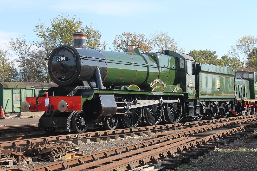 Wightwick Hall in Quainton's Up yard October 2018